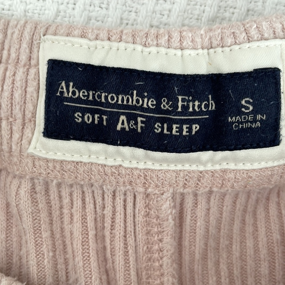 Abercrombie & Fitch Pink Pajama Set - Picture 2 of 3